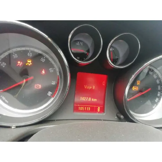 OPEL INSIGNIA BERLINA '2011 EDITION GRIS