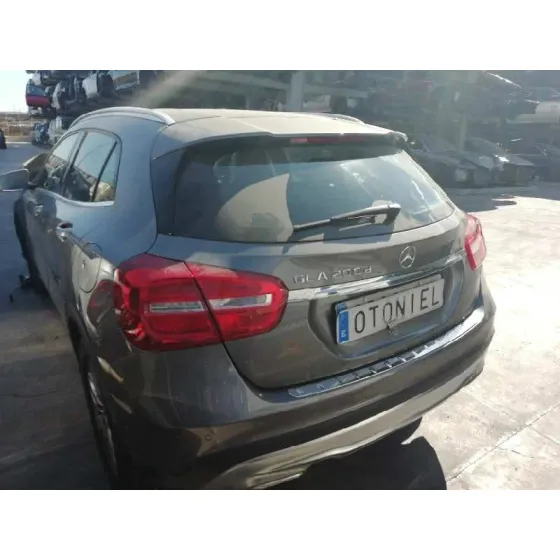 MERCEDES CLASE GLA (W156) '2015 GLA 200 CDI (156.908) GRIS