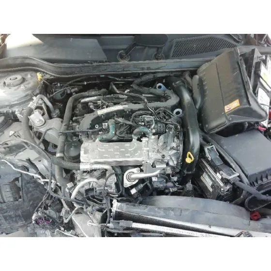 MERCEDES CLASE GLA (W156) '2015 GLA 200 CDI (156.908) GRIS