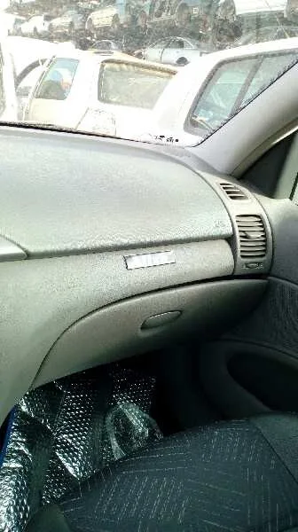 RENAULT LAGUNA II (BG0) '2002 AUTHENTIQUE AZUL