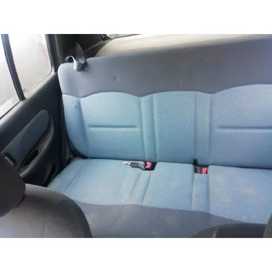 RENAULT CLIO II FASE II (B/CB0) '2005 1.2 NEGRO