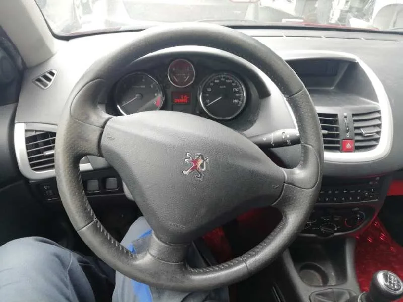PEUGEOT 206+ '2009 BASICO ROJO