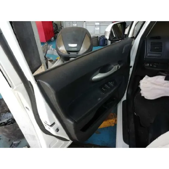 TOYOTA AURIS '2012 HYBRID ACTIVE BLANCO