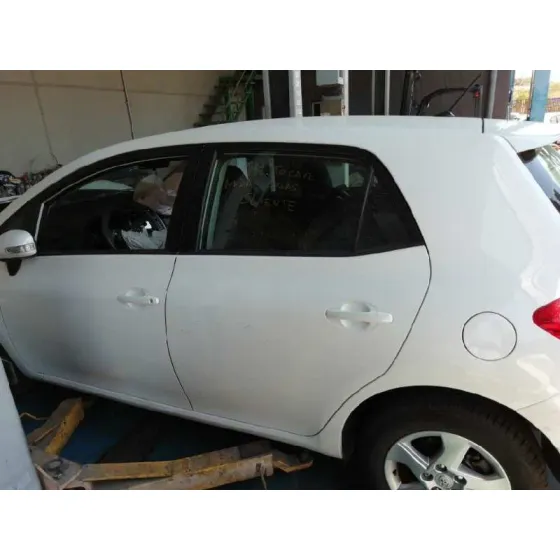 TOYOTA AURIS '2012 HYBRID ACTIVE BLANCO