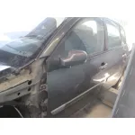 RENAULT MEGANE II CLASSIC BERLINA RENAULT MEGANE II CLASSIC BERLINA '2004 CONFORT AUTHENTIQUE GRIS 2003