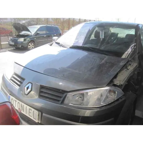 RENAULT MEGANE II CLASSIC BERLINA '2004 CONFORT AUTHENTIQUE GRIS