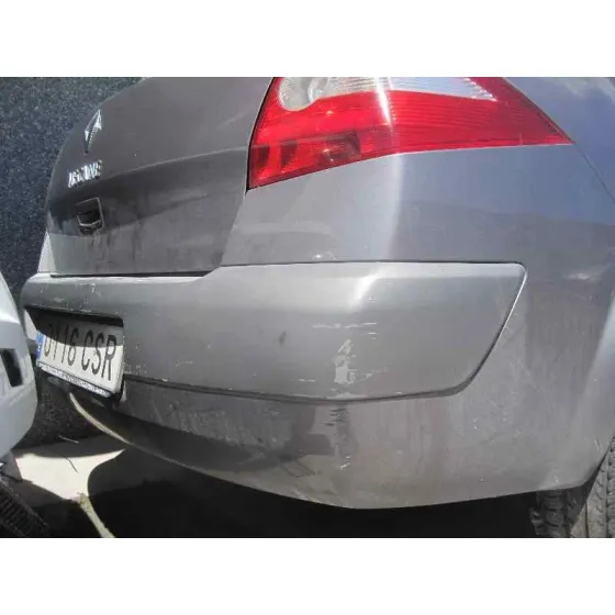 RENAULT MEGANE II CLASSIC BERLINA '2004 CONFORT AUTHENTIQUE GRIS