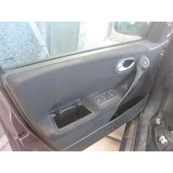 RENAULT MEGANE II CLASSIC BERLINA '2004 CONFORT AUTHENTIQUE GRIS