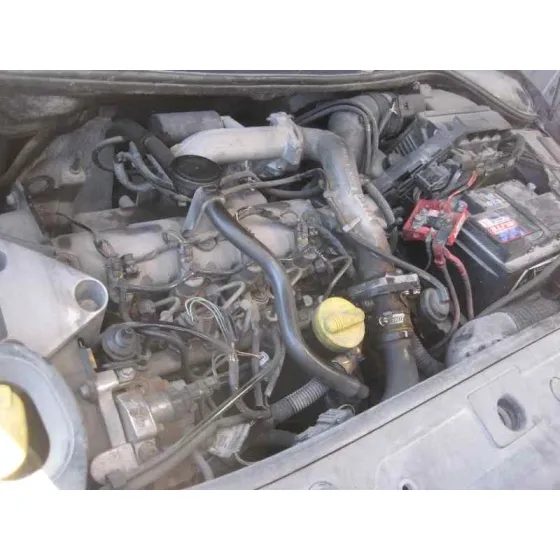 RENAULT MEGANE II CLASSIC BERLINA '2004 CONFORT AUTHENTIQUE GRIS