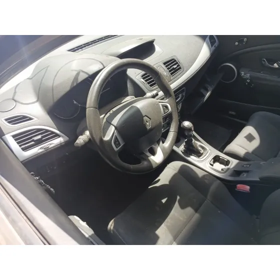 Renault MEGANE III HATCHBACK (BZ0/1_, B3_) 2009