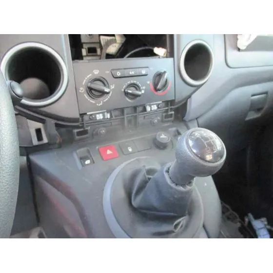 CITROEN BERLINGO STATION WAGON '2014 ATTRACTION BLANCO