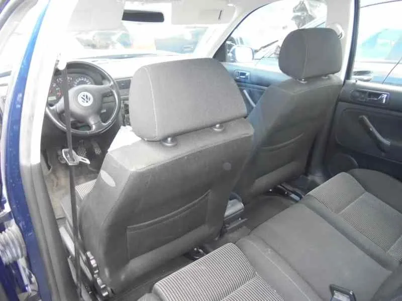 VOLKSWAGEN GOLF IV BERLINA (1J1) '2002 GTI AZUL