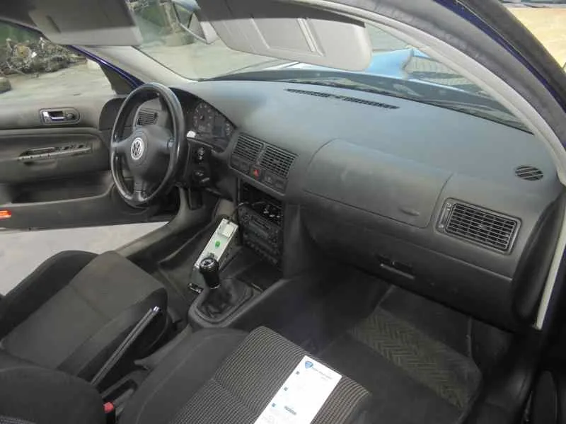 VOLKSWAGEN GOLF IV BERLINA (1J1) '2002 GTI AZUL