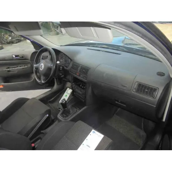 VOLKSWAGEN GOLF IV BERLINA (1J1) '2002 GTI AZUL