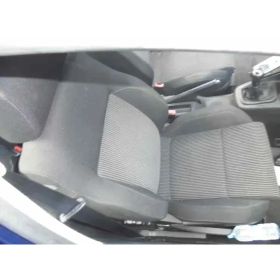 VOLKSWAGEN GOLF IV BERLINA (1J1) '2002 GTI AZUL