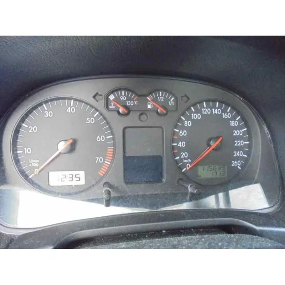 VOLKSWAGEN GOLF IV BERLINA (1J1) '2002 GTI AZUL