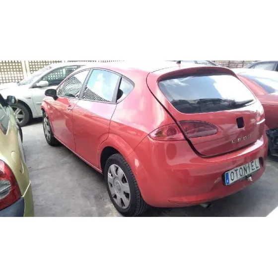 SEAT LEON (1P1) 2007 1.9 TDI ROJO