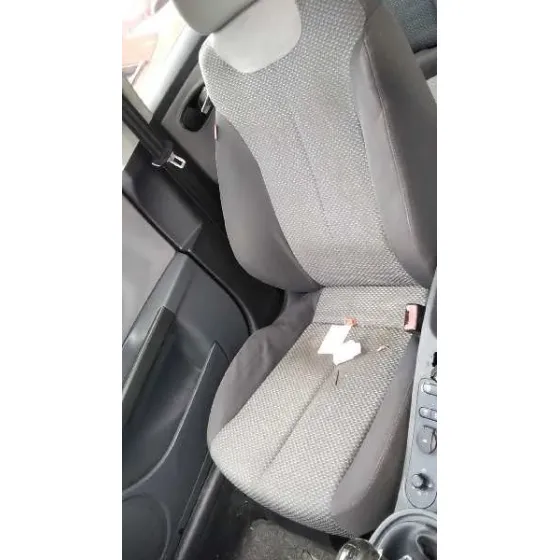 SEAT LEON (1P1) 2007 1.9 TDI ROJO