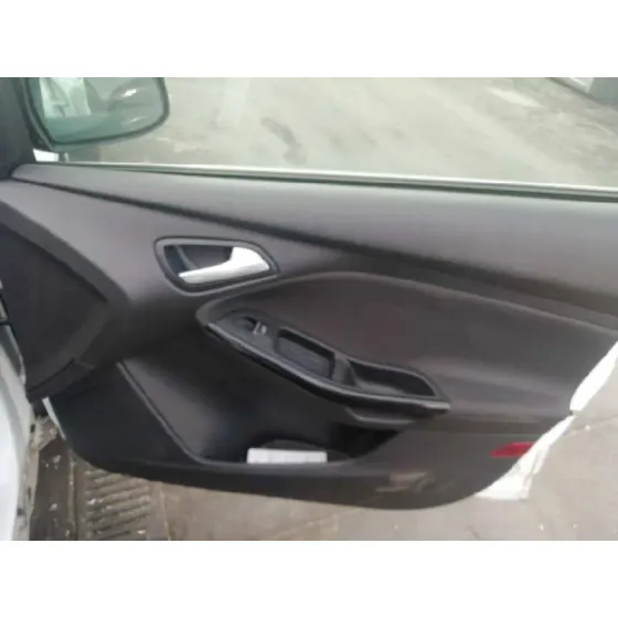 FORD FOCUS LIM. '2016 BUSINESS BLANCO