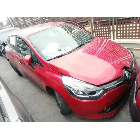 RENAULT CLIO IV '2013 0.9 ROJO
