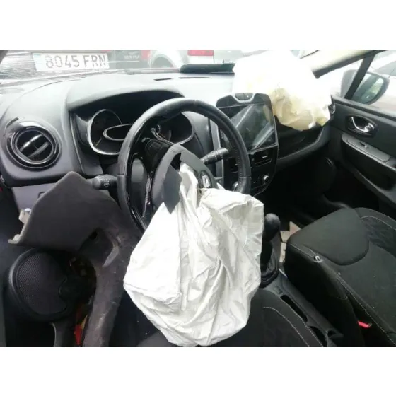 RENAULT CLIO IV '2013 0.9 ROJO