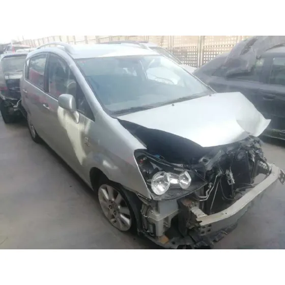 TOYOTA COROLLA VERSO (R1) '2004 2.0 D-4D LUNA GRIS