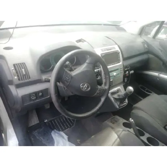 TOYOTA COROLLA VERSO (R1) '2004 2.0 D-4D LUNA GRIS