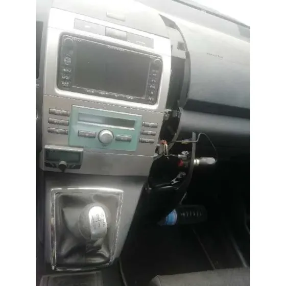 TOYOTA COROLLA VERSO (R1) '2004 2.0 D-4D LUNA GRIS