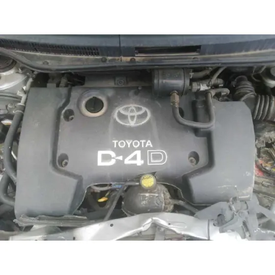 TOYOTA COROLLA VERSO (R1) '2004 2.0 D-4D LUNA GRIS