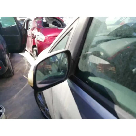 FORD FOCUS C-MAX (CAP) '2005 1.6 TDCI CAT PLATA