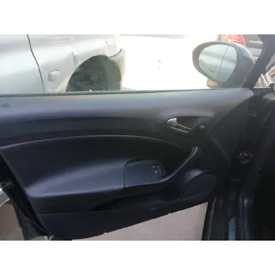 SEAT IBIZA (6J5) '2014 * NEGRO