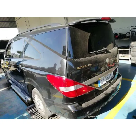 SSANGYONG RODIUS '2006 XDI PREMIUM NEGRO