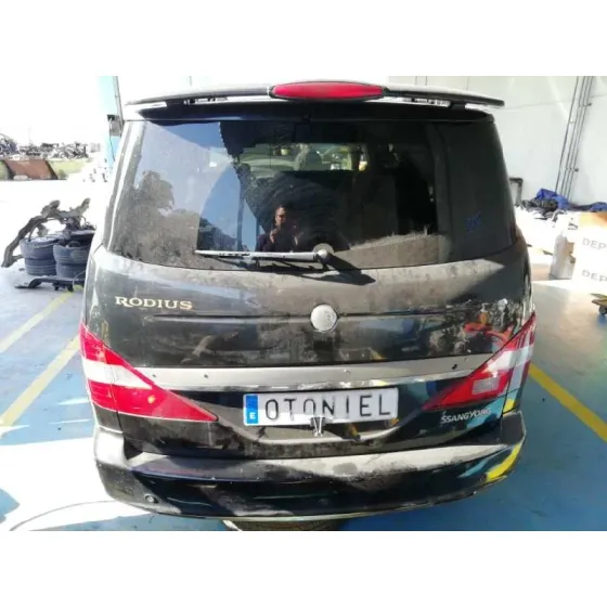 SSANGYONG RODIUS '2006 XDI PREMIUM NEGRO