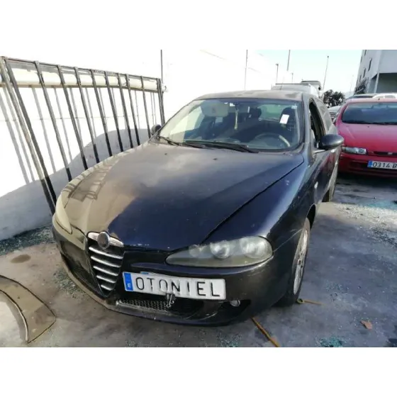 ALFA ROMEO 147 (190) '2006 1.6 TS 105 DISTINCTIVE NEGRO