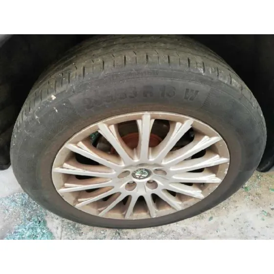 ALFA ROMEO 147 (190) '2006 1.6 TS 105 DISTINCTIVE NEGRO