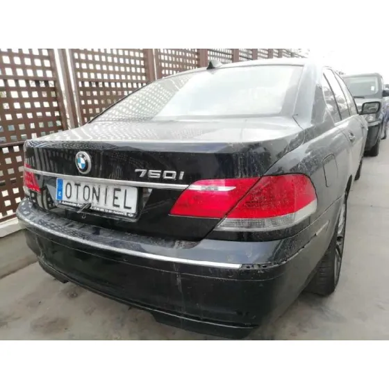 BMW SERIE 7 (E65/E66) '2005 750I NEGRO