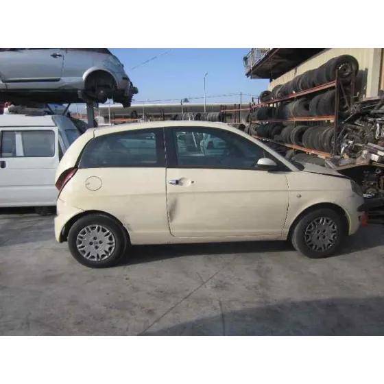 LANCIA YPSILON (101) '2005 1.2 CAT CREMA