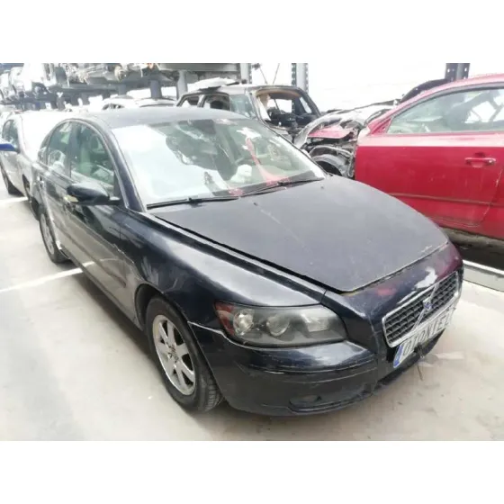 VOLVO S40 BERLINA '2005 1.6 D KINETIC AZUL OSCURO