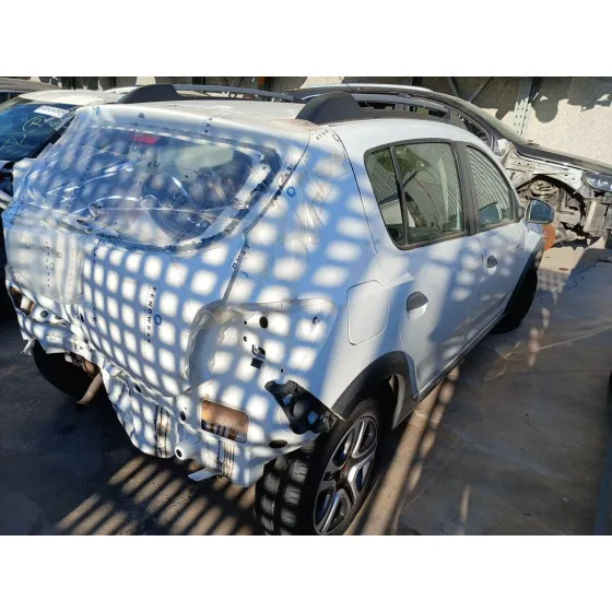 Dacia SANDERO II (B8_) 2012