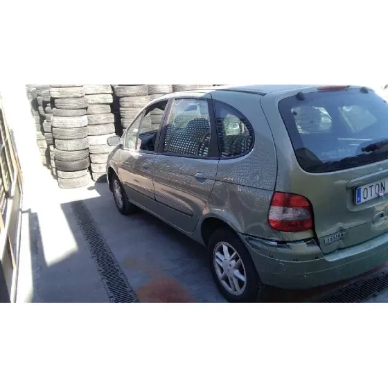 RENAULT SCENIC (JA..) '2002 1.6 16V PRIVILEGE VERDE