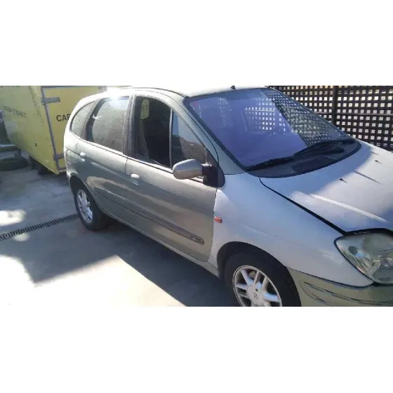 RENAULT SCENIC (JA..) '2002 1.6 16V PRIVILEGE VERDE