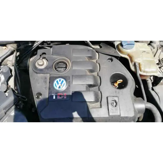 VOLKSWAGEN PASSAT BERLINA (3B3) '2001 1.9 TDI AZUL