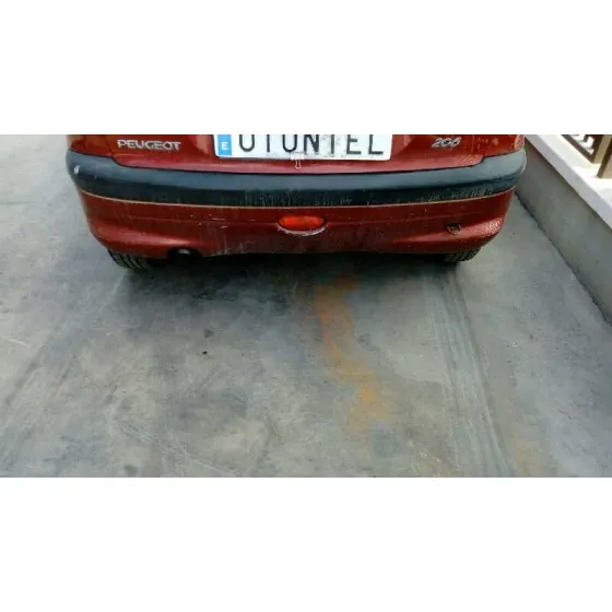 PEUGEOT 206 BERLINA '2002 XT ROJO