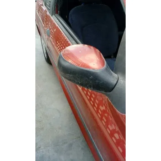 PEUGEOT 206 BERLINA '2002 XT ROJO