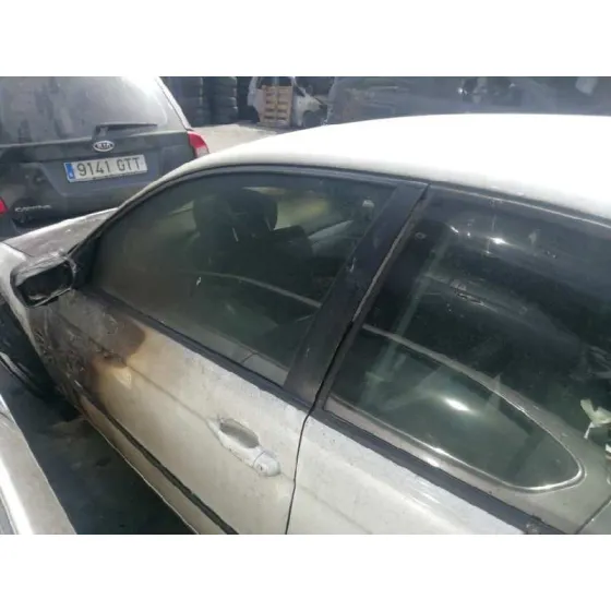 BMW SERIE 3 COMPACT (E46) '2002 320TD BLANCO