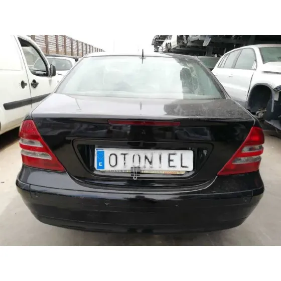 MERCEDES CLASE C (W203) BERLINA '2003 220 CDI (203.006) NEGRO