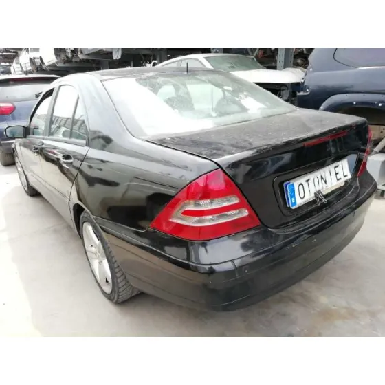 MERCEDES CLASE C (W203) BERLINA '2003 220 CDI (203.006) NEGRO