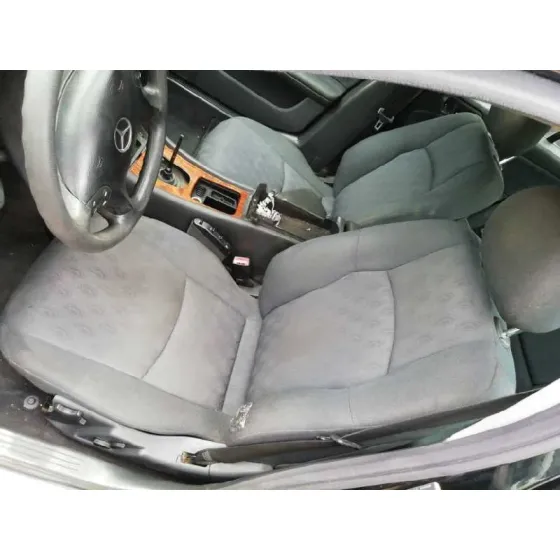 MERCEDES CLASE C (W203) BERLINA '2003 220 CDI (203.006) NEGRO