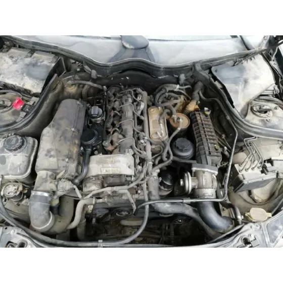 MERCEDES CLASE C (W203) BERLINA '2003 220 CDI (203.006) NEGRO