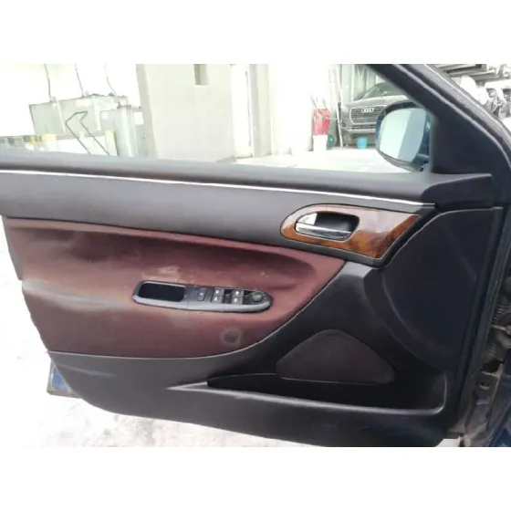 PEUGEOT 607 (S1) '2001 BASICO AZUL